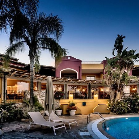 וילסימיוס Cruccuris Resort - Adults Only מראה חיצוני תמונה